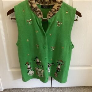 Crystal-Kobe Santa Sweater Vest Embroidered Green Size Large